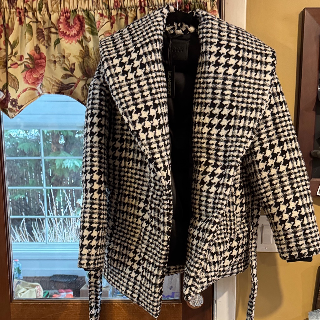 Blank Nyc Black And White Houndstooth Blazer